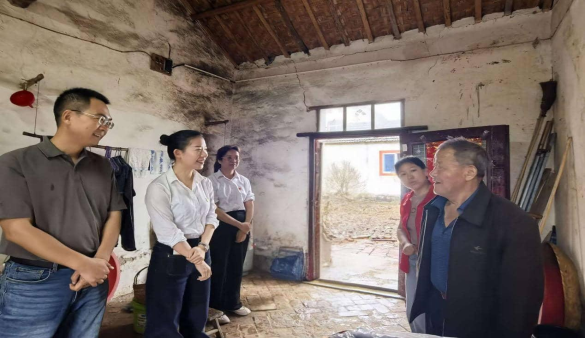 共建送溫暖，暖心迎雙節——興馬公司走訪慰問困難群眾